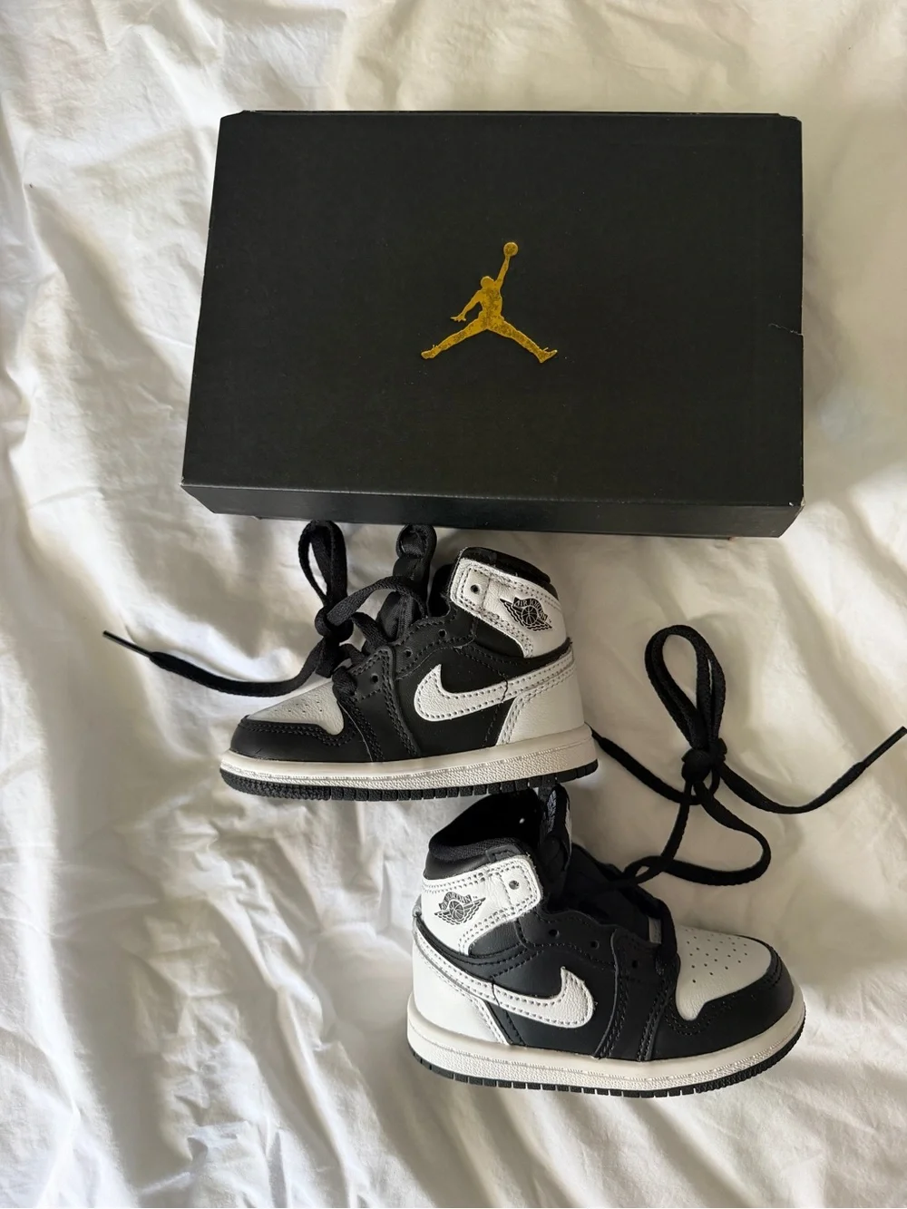 Jordan Kids High-Top Sneakers in Black and White 5c